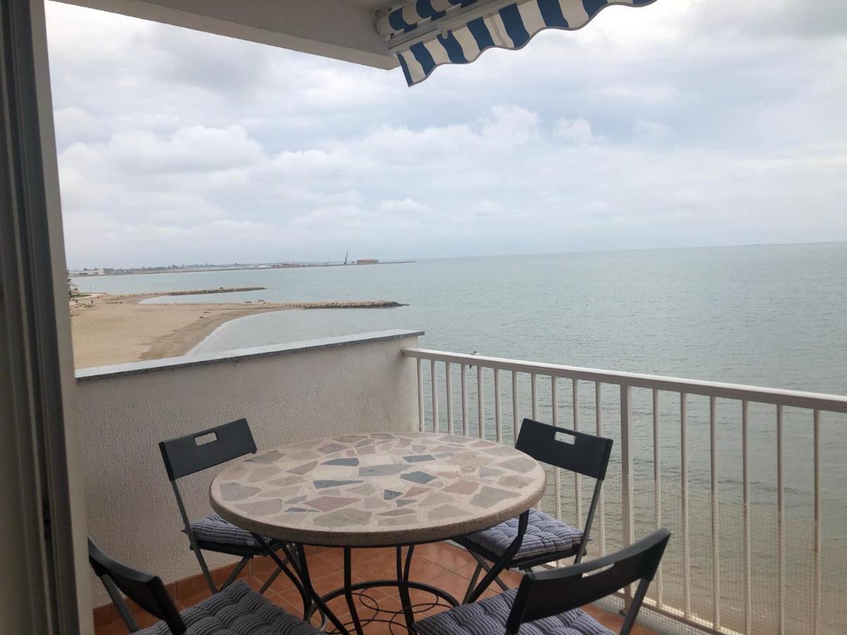 Apartamento en primera línea de mar Sant Carlos de la Ràpita Exterior foto
